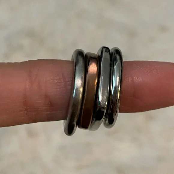 Beautiful Swatch stackable rings - Picture 8 of 8